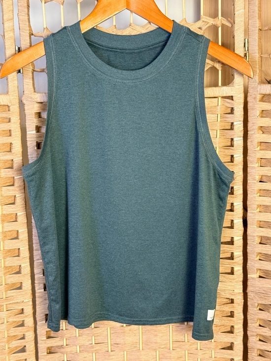 Vuori Tops - Vuori Energy Top Size Small Dark Green